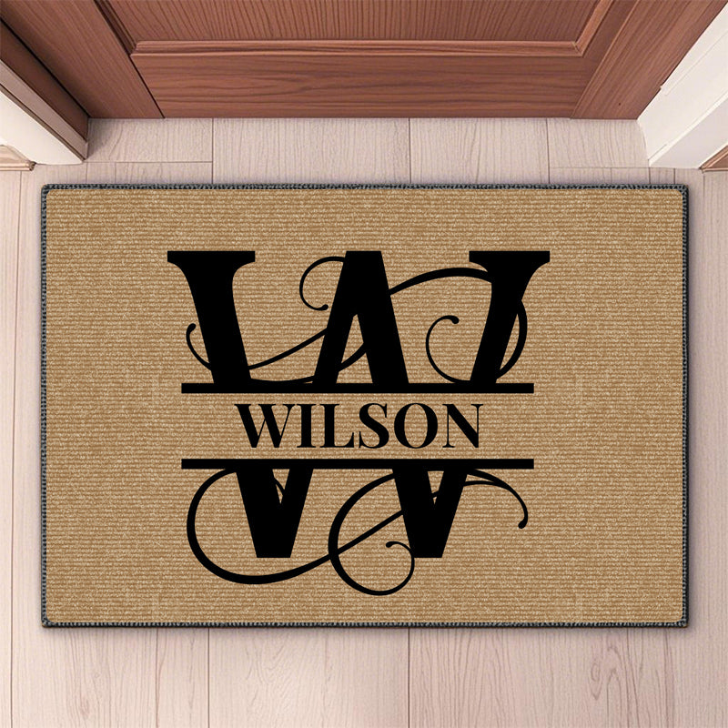 Custom Script Initial Doormat with Name – Personalized Decorative Mat for Entryway & Family Home