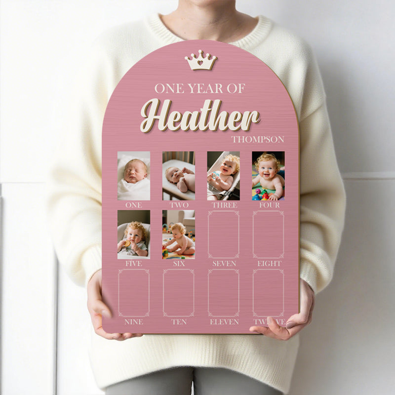 Baby First Year Photo Frame – Personalized Wooden Keepsake for 12 Monthly Photos, Perfect Gift for New Parents