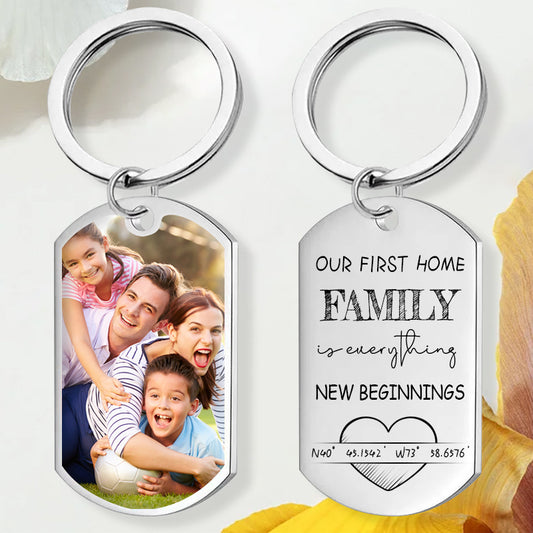 Custom Photo Our First Home – Personalized Keepsake Keychain with Coordinates for Families, Housewarmings, and New Beginnings