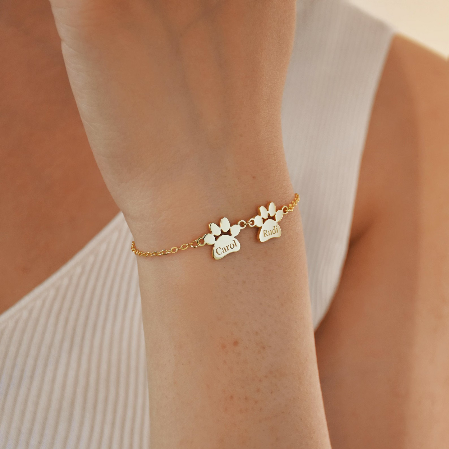 Custom Paw Print Bracelet – Engraved Pet Name Plates – Gift for Pet Lovers
