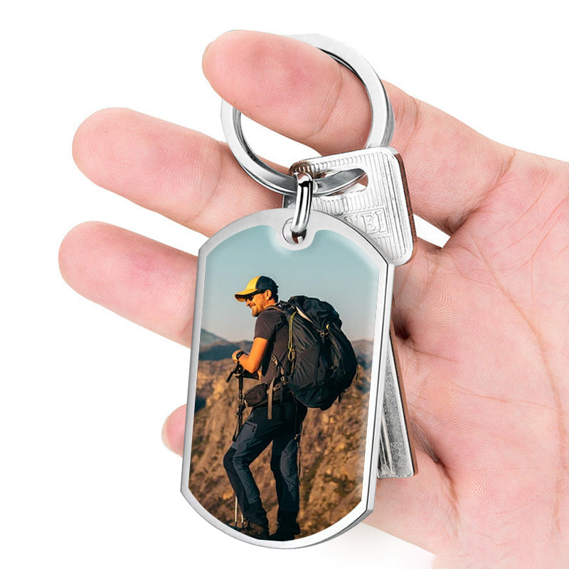 Custom Photo Wanderlust – Personalized Travel Keychain with Coordinates for Wanderlust, Travel Anniversaries, and Adventure Seekers