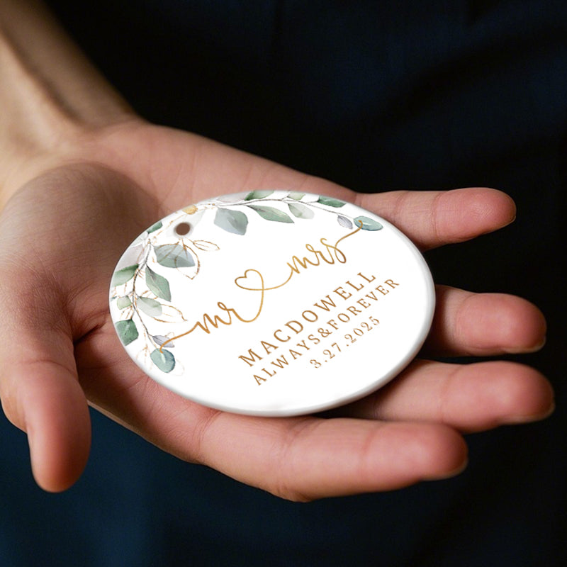 Personalized Mr ❥ Mrs Wedding Ornament – Custom Ceramic Keepsake with Last Name & Date – Gift for Newlyweds, Spouse, or Anniversary Couple