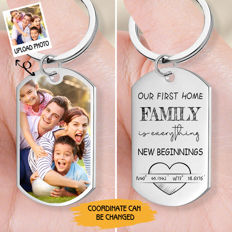 Custom Photo Our First Home – Personalized Keepsake Keychain with Coordinates for Families, Housewarmings, and New Beginnings